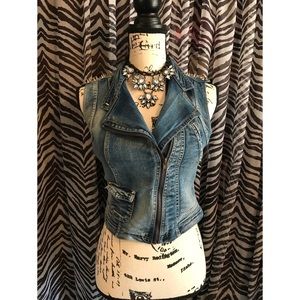 Denim vest with spikes